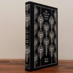 The Picture Of Dorian Gray [New Clothbound Classic]